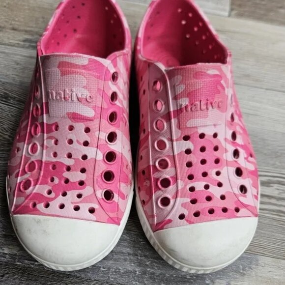 Native Shoes Jefferson Style Sneakers Size C8 pink colorway - Picture 5 of 7